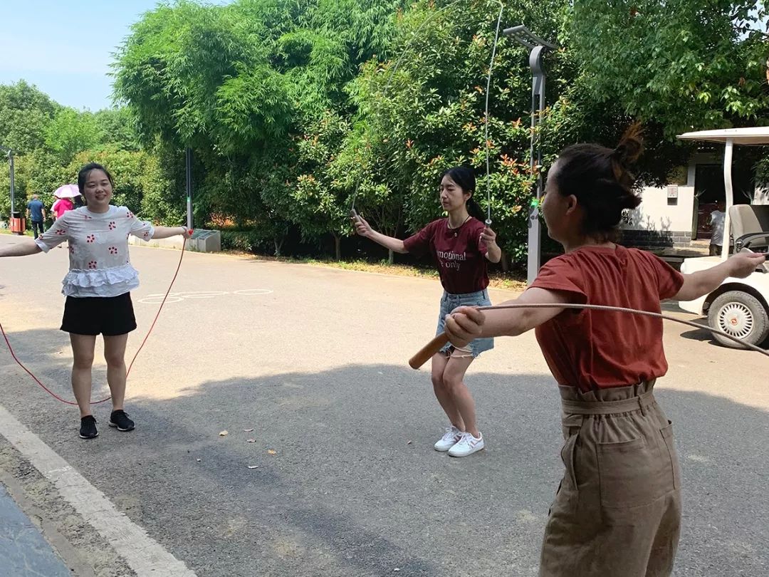 巨精團(tuán)建 | 打卡后官湖濕地公園，頂住高溫出來燒烤的都是真愛呀~