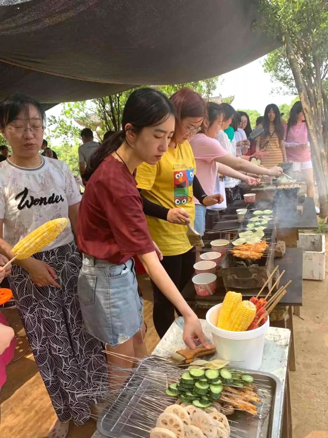 巨精團(tuán)建 | 打卡后官湖濕地公園，頂住高溫出來燒烤的都是真愛呀~